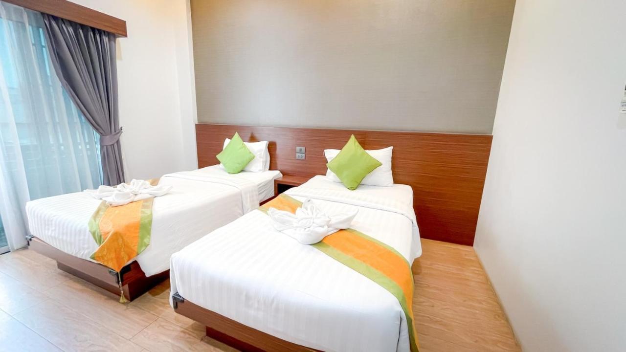 The S.G Hotel Buriram Extérieur photo