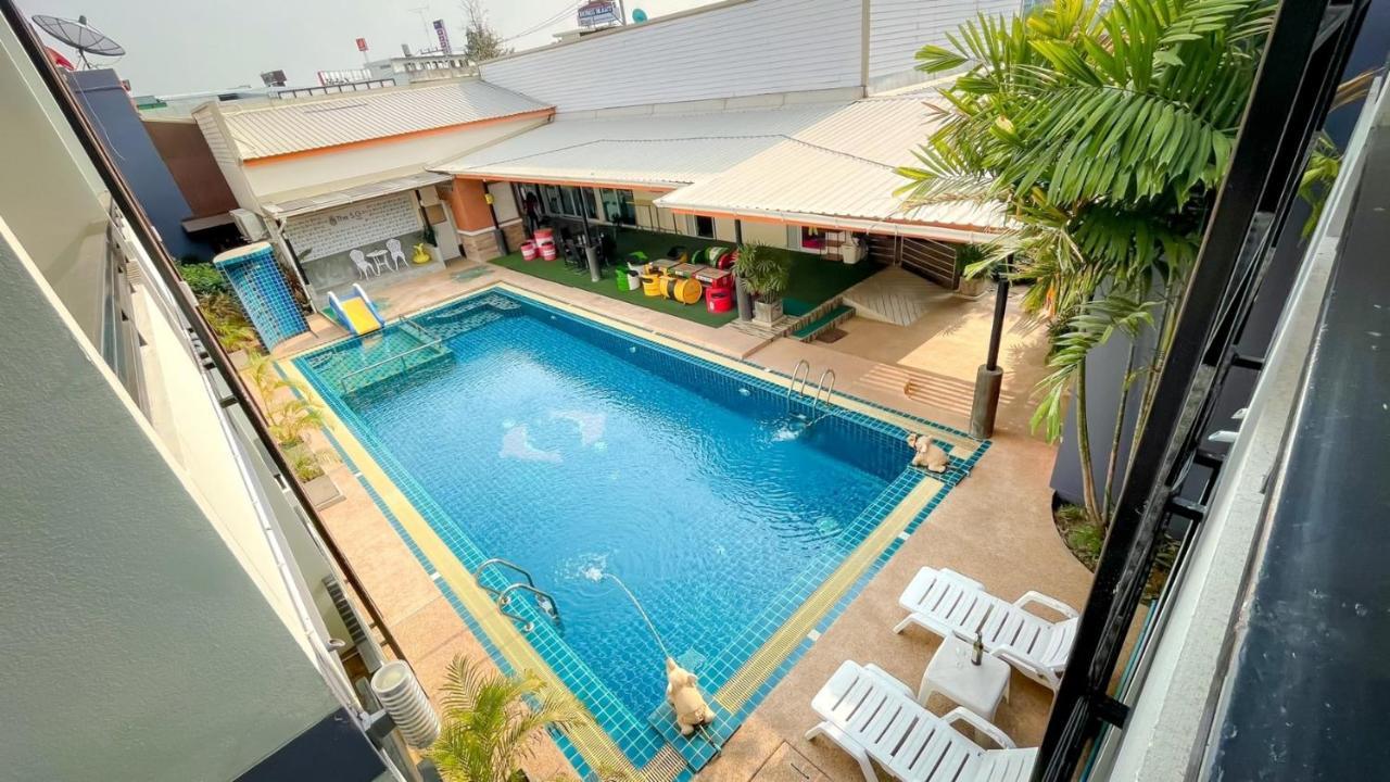 The S.G Hotel Buriram Extérieur photo