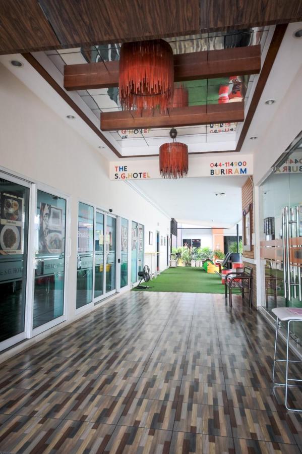 The S.G Hotel Buriram Extérieur photo