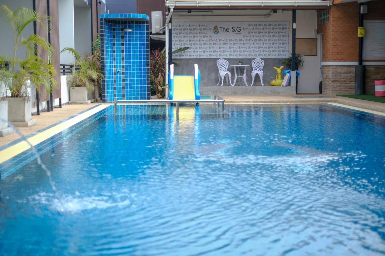 The S.G Hotel Buriram Extérieur photo