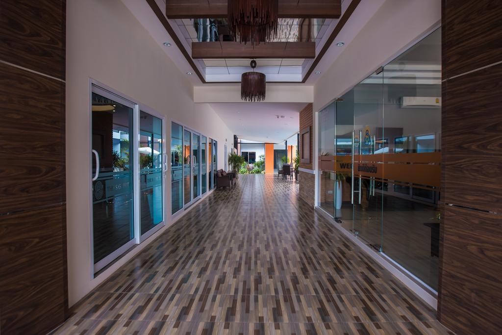 The S.G Hotel Buriram Extérieur photo